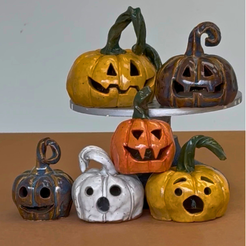 Pinch Pot Pumpkins